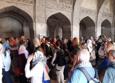 مسجد جامع اصفهان مملو از گردشگر خارجی