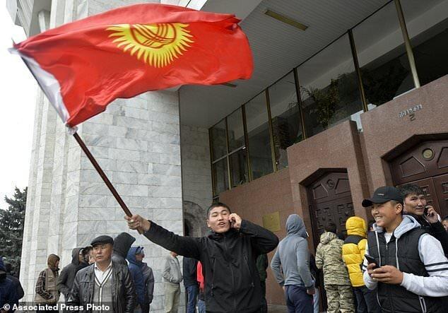 پوتین نگران قرقیزستان است
