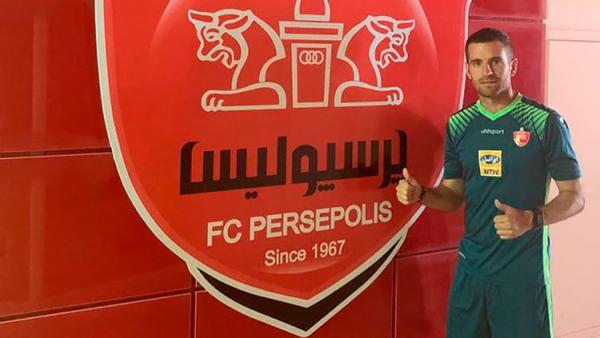 حل مشکل یک خارجی با پرسپولیس