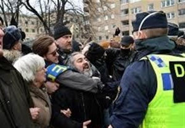 مقابله پلیس سوئد با تظاهرات علیه محدودیت هایی کرونایی در استکهلم